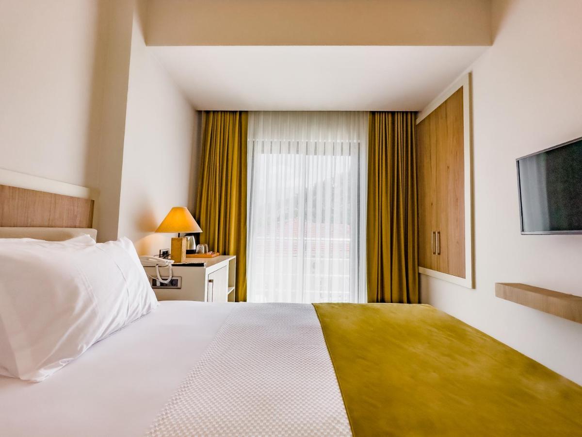 Dedeoglu Port Hotel Fethiye Exterior photo